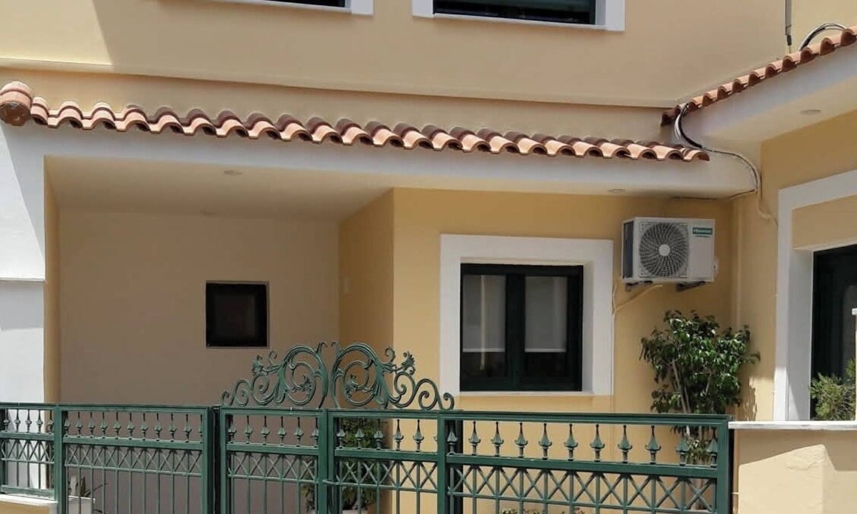 Mitilinii House | Stella’s House — A Cozy Island Hideaway in Beautiful Samos