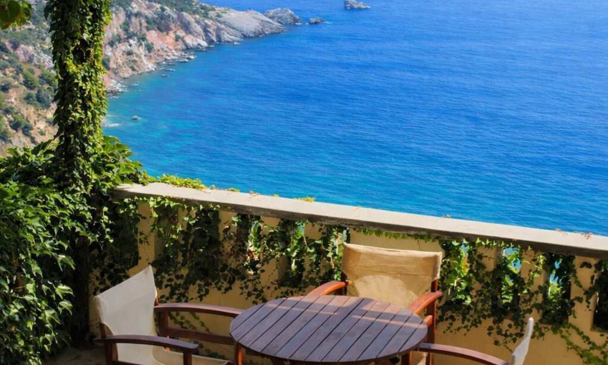 Skopelos Apartment | Stolios Skopelos - Terpsichore Split Level Nest