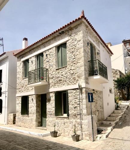 Pythagorio Villa | Stone Villa