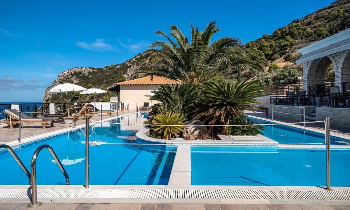 Agios Nikitas Apartment | Studio Apartment 'Sunset Premium 13' with Sea View, Wi-Fi and Air Conditioning