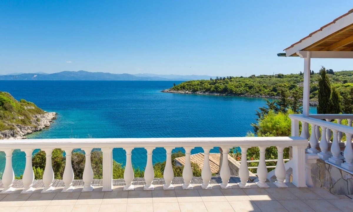Katsimatika Apartment | Studio 'Dolphin Villa 3' with Sea View, Wi-Fi and Air Conditioning