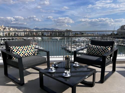 Pasalimani Apartment | Stunning View Zeas Marina - 1 bedroom