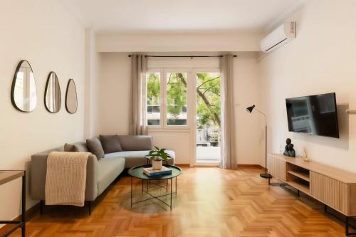 Platia Viktorias Apartment | Stylish 2bd Apt close to metro