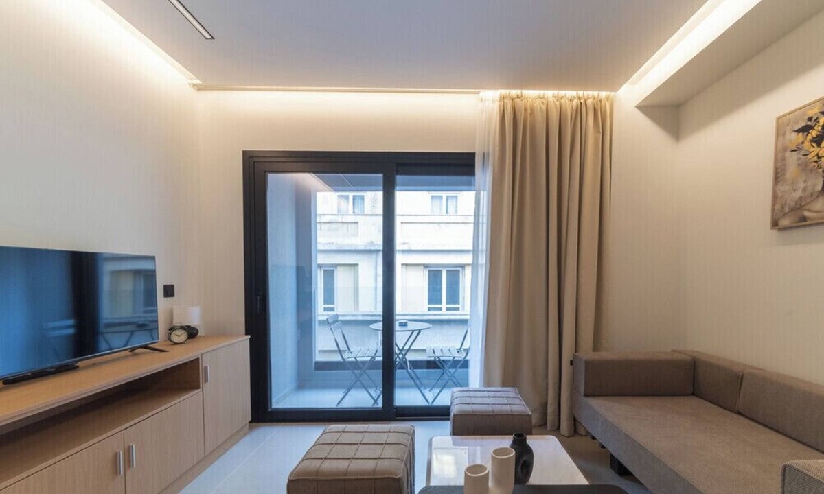 Piraeus Apartment | Stylish Retreat a short drive to Zeas Marina
