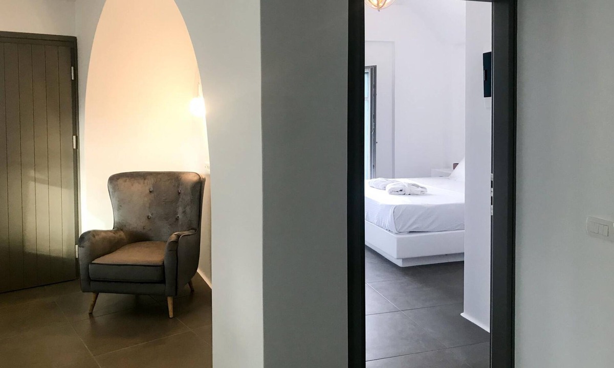 Vothon House | Suite with Hot Tub Nimertis