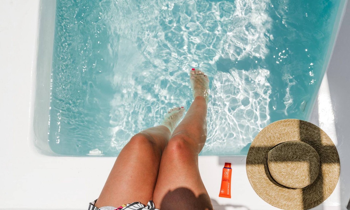 Vothon House | Suite with Hot Tub Thoe