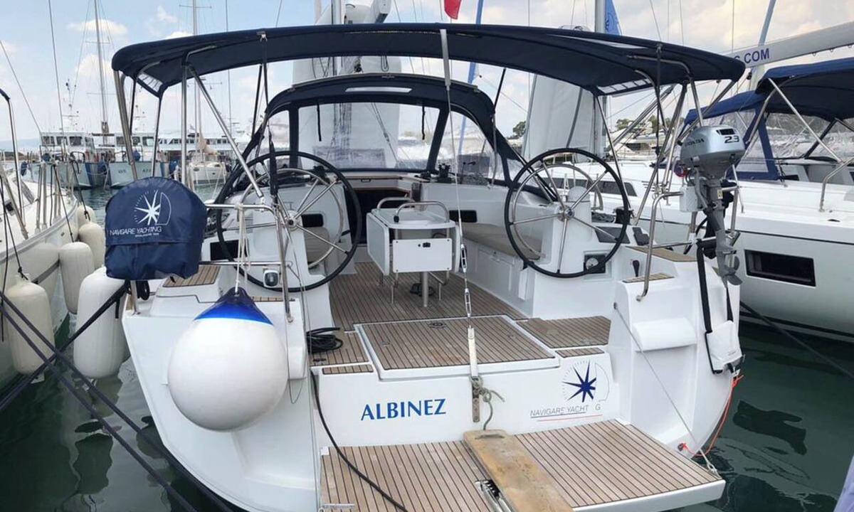 Elliniko Boat Rental | Sun-Kissed Sailing Adventure in the Saronic Islands
