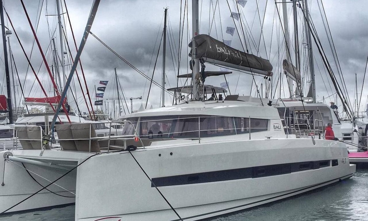 Lygia Boat Rental | Sun-Kissed Sailing Adventure in the Ionian Islands