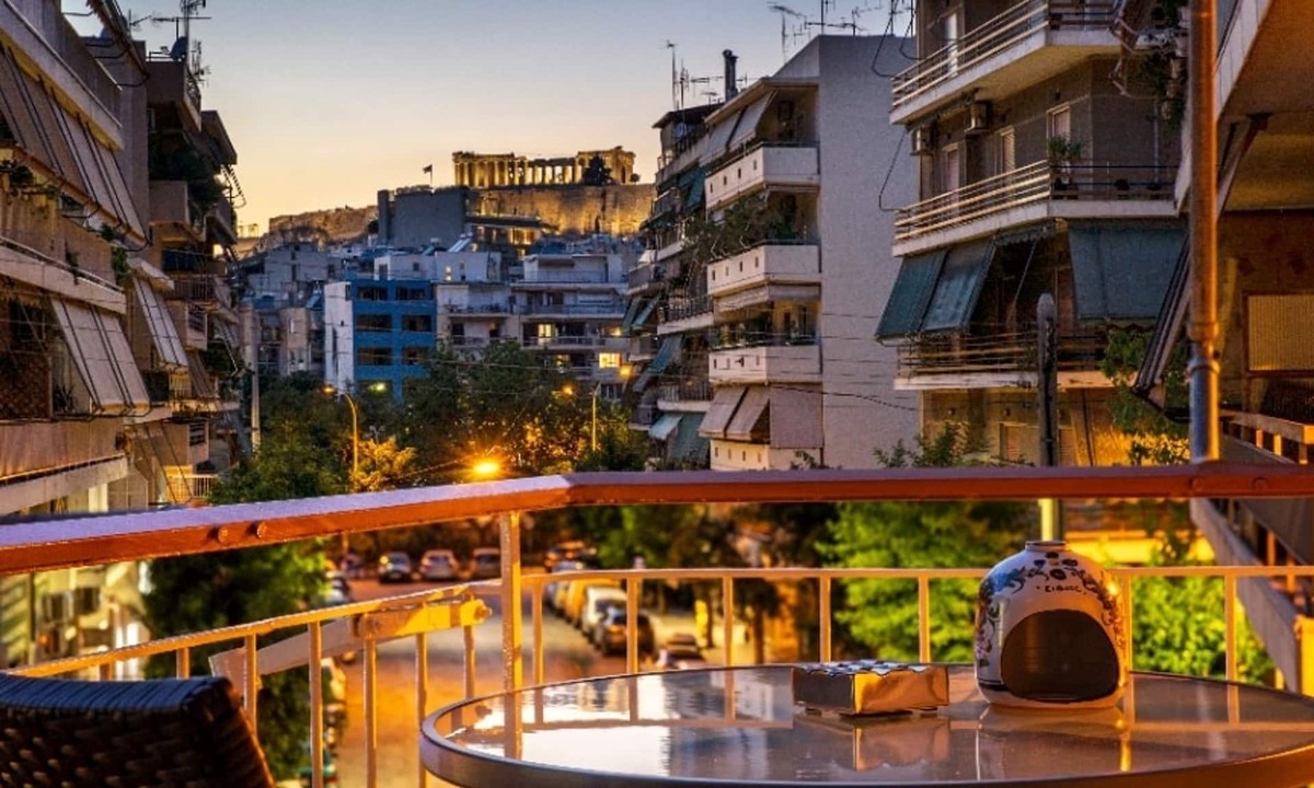 Kinosargous Apartment | Sunny 2 Bedroom Cozy Apartment View of Parthenon