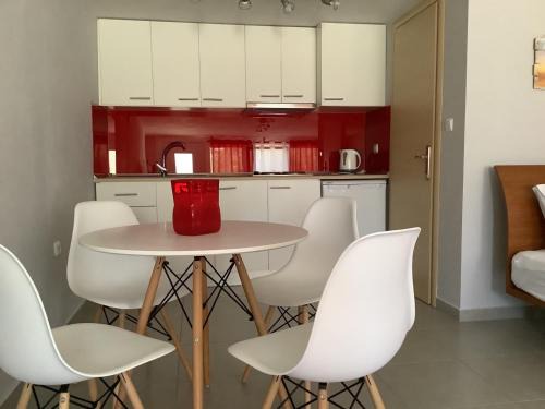 Nea Iraklitsa Apartment | SUNNY STUDIO IRAKLITSA