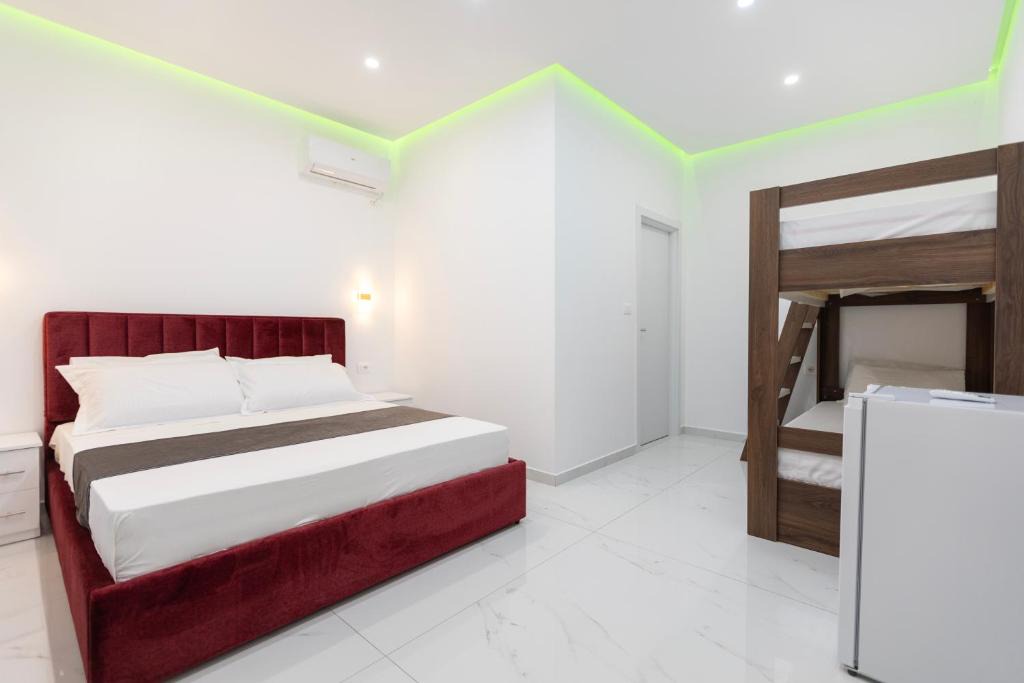 Vlore House | Sunrise Hotel Vila