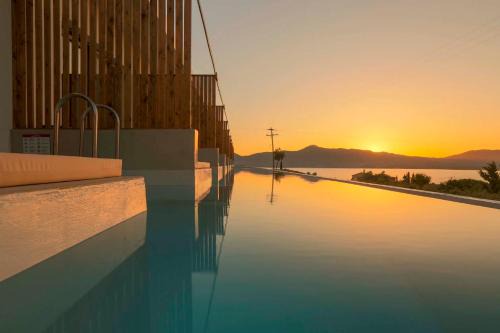 Aktio-Vonitsa Apartment | Sunset View Paleros - Boutique Suites