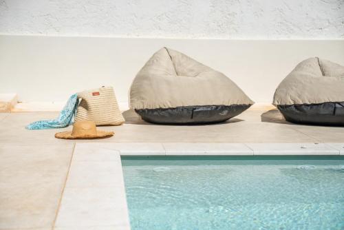 Korfalonas Apartment | Superior Argilos Cottage Private Pool - 300m From the beach
