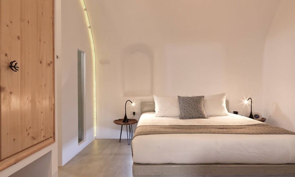 Finikia Villa | Superior Villa with Private Plunge Pool and Sea View