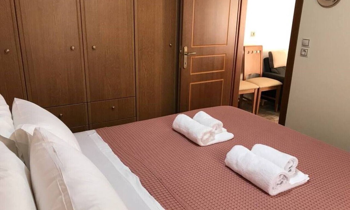 Loutraki Apartment | Terra Relaxa - Apartment under the pool
