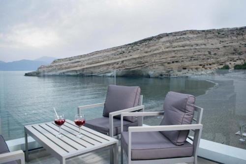 Matala House | Thalassoresort UPSTAIRS
