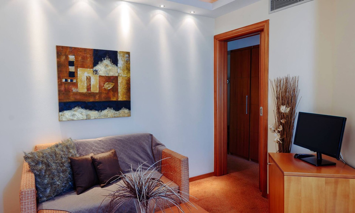 Omonia Hotel | The Athens Mirabello
