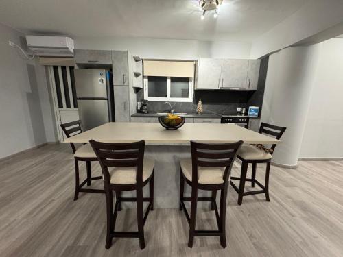 Dafni-Ymittos Apartment | The Greys Apartments ATH