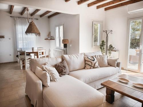Mykonos Town House | The Mykonos House - Newly Renovated Villa Near Town