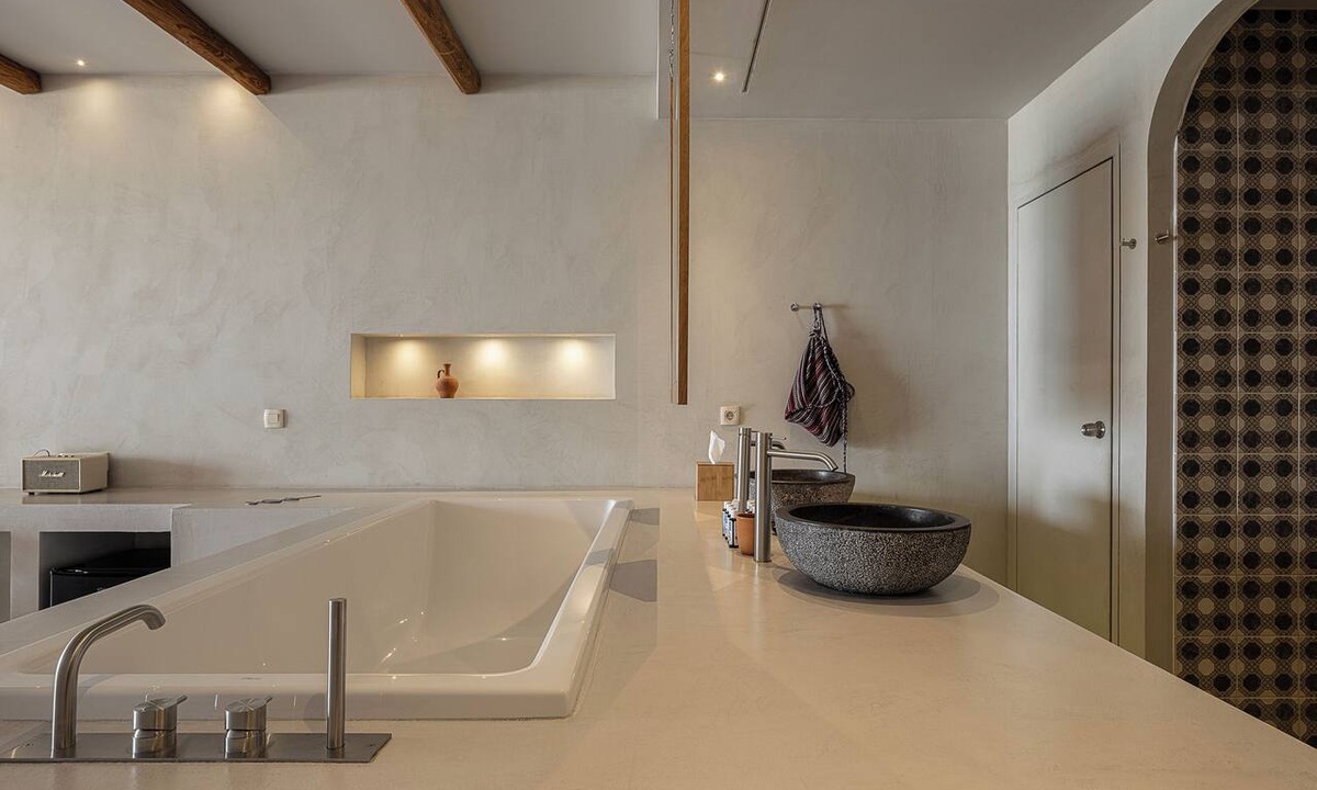 Kato Stalos Hotel | The Theodore Boutique Hotel