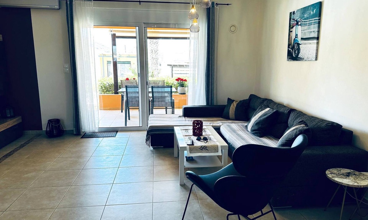 Panormos Apartment | To Steki 1min From Beach 2bd 1ba