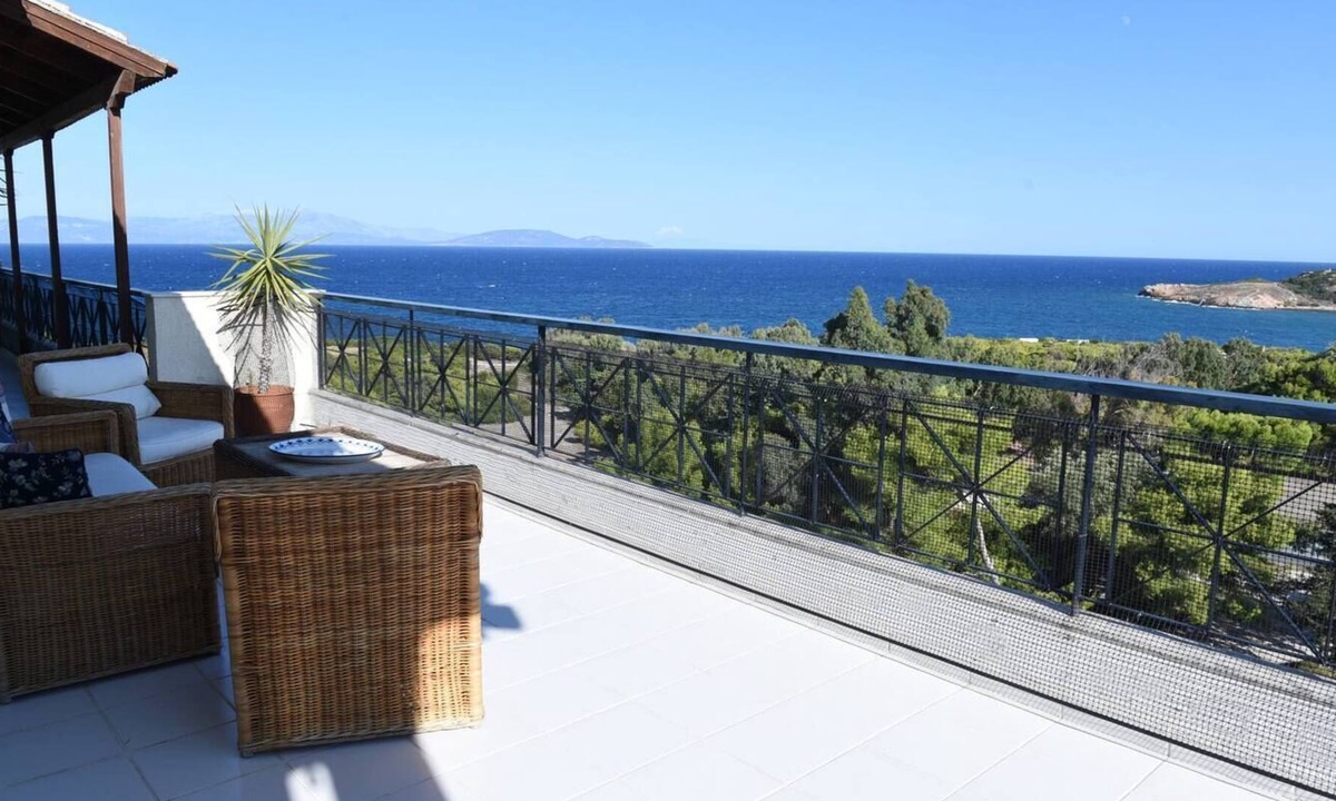 Rafina-Pikermi Apartment | Top floor 3bed/2bath with stunning 360 view