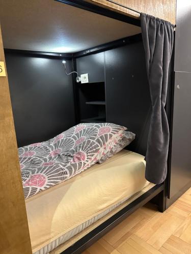Pejë House | Town hostel