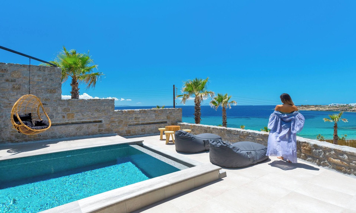 Paradise Hotel | Tropicana Hotel