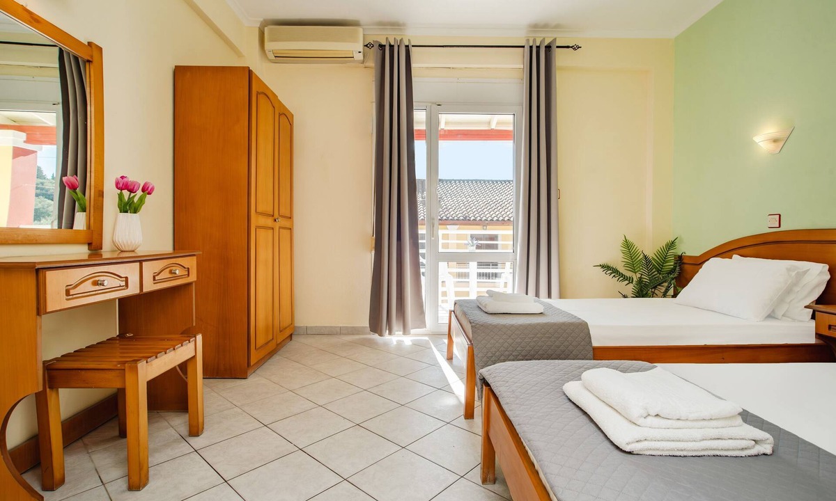 Kavos House | Twin Standard – Economy Edition