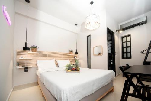Khalkis Apartment | Urban Cosy Minimal Nest