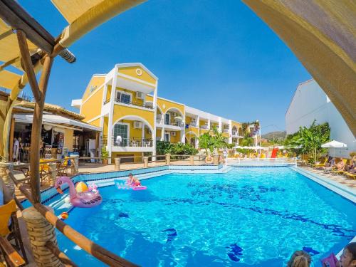 Kalamaki Hotel | Vanessa Hotel