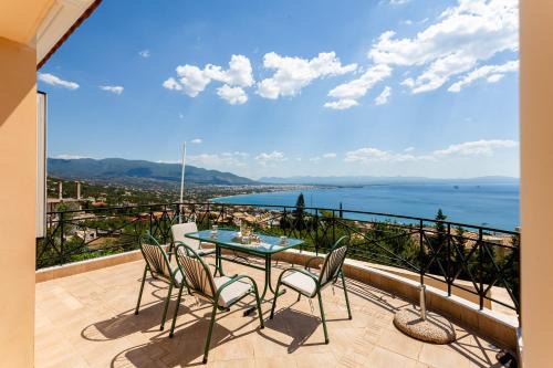 Diasella Villa | Verga Majestic Sunsets - Elegant & Secluded Retreat