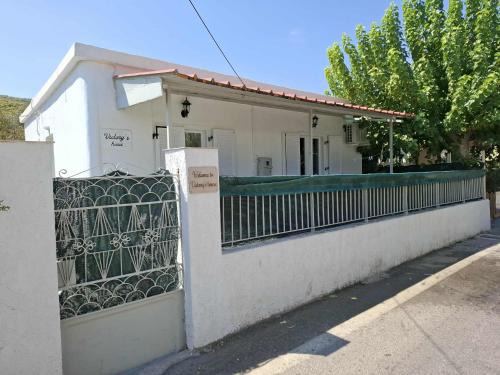Scala Apartment | Victory's house, 3min walk to Skala's sandy beach