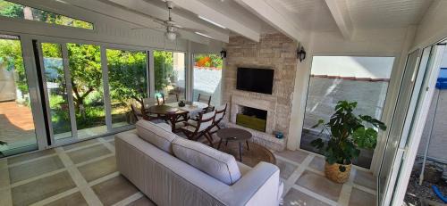 Golem House | Vila 1 - Sea, Nature, Pool & Privacy