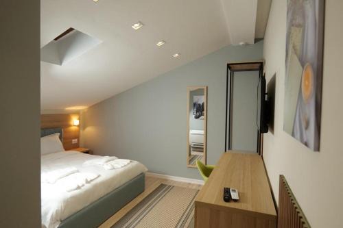 Korce Hotel | Vila Muslli