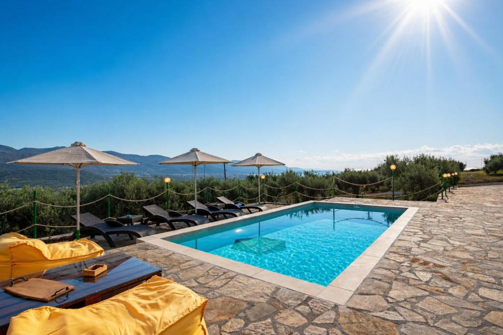 Sissi Villa | Villa Aktis with Freshwater Pool and Sea View