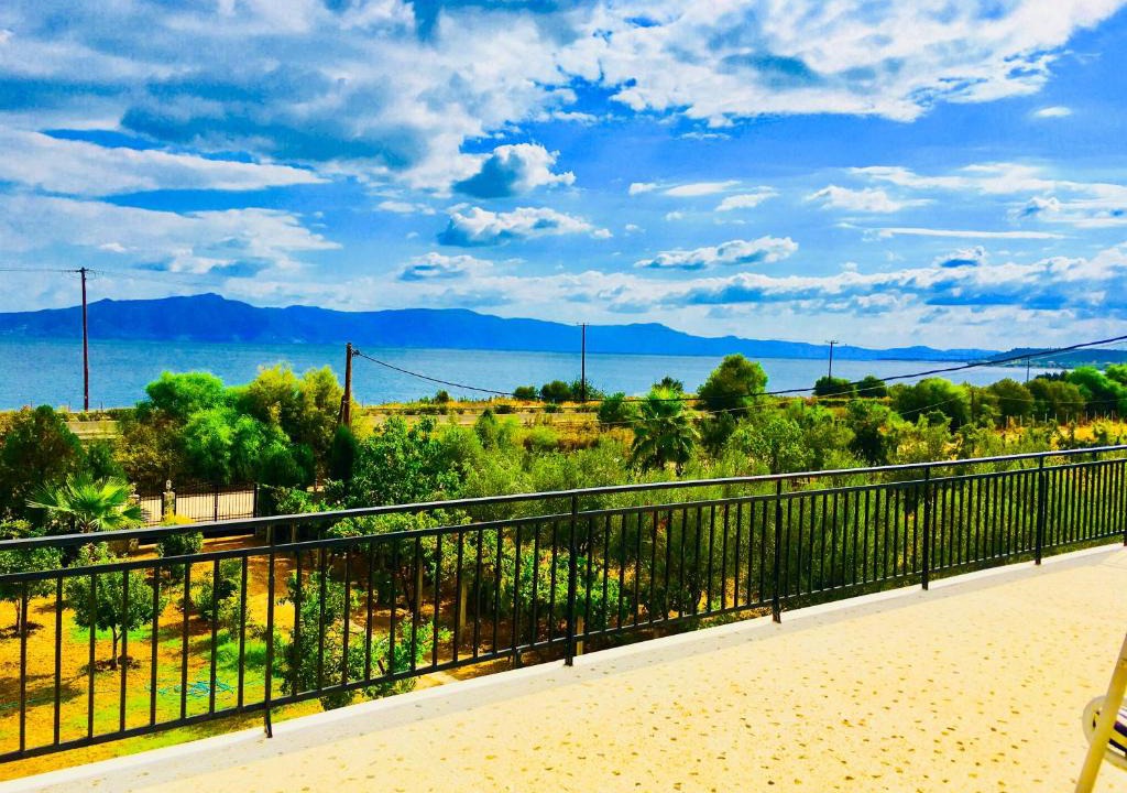 Molos-Agios Konstantinos Villa | Villa Amatheia, Beachfront