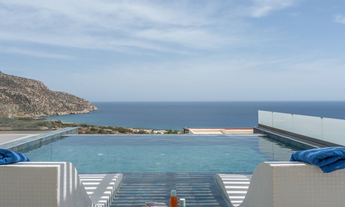 Amoopi Villa | Villa 'Aqua Blue 1' with Sea View and Private Pool