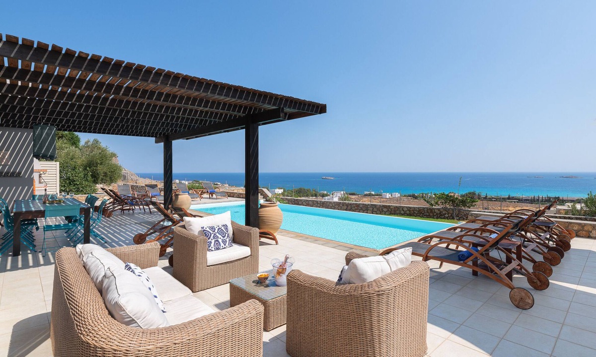Lindos Villa | Villa Athena Lindos - 6 Bedroom Villa with Private Infinity Pool and Seaviews