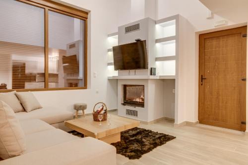 Arachova Ski Chalet | Villa Athina Stone & Snow