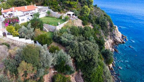 Kanapitsa House | Villa Bienvenue Apartments