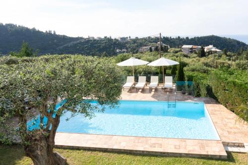 Agios Nikitas Villa | Villa Casa Azul with Private Pool