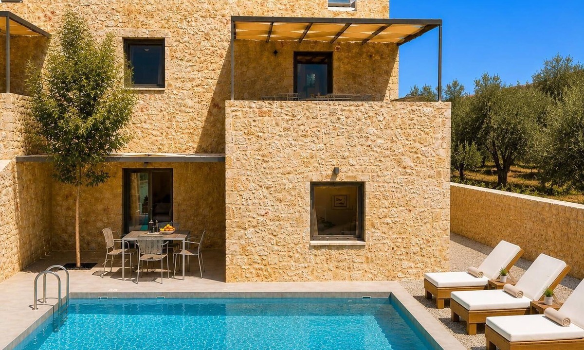 Lefktron Villa | Villa Castillo Thio - Three Bedroom Villa, Sleeps 6