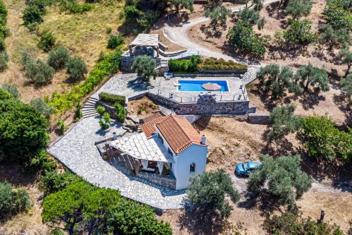 Skopelos Town Villa | Villa Fotini Kalivi in Raches
