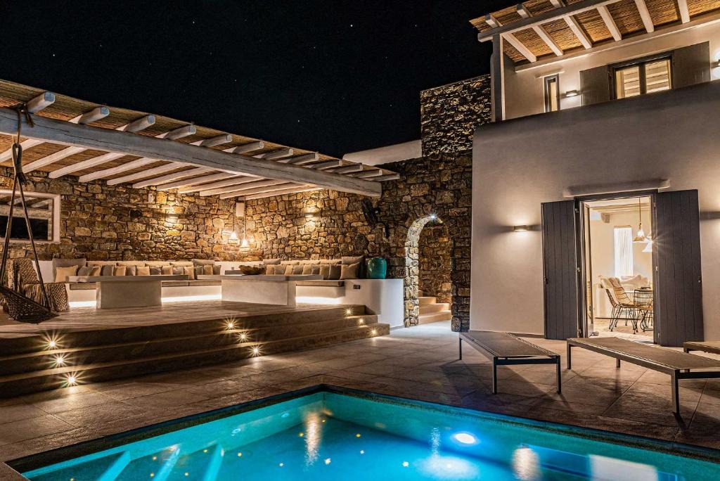 Xilokeratidi Villa | Villa Iakinthos by Mykonian Kazarte