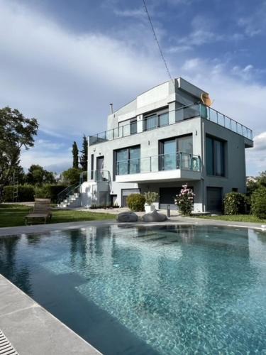 Thermi Villa | Villa Linda