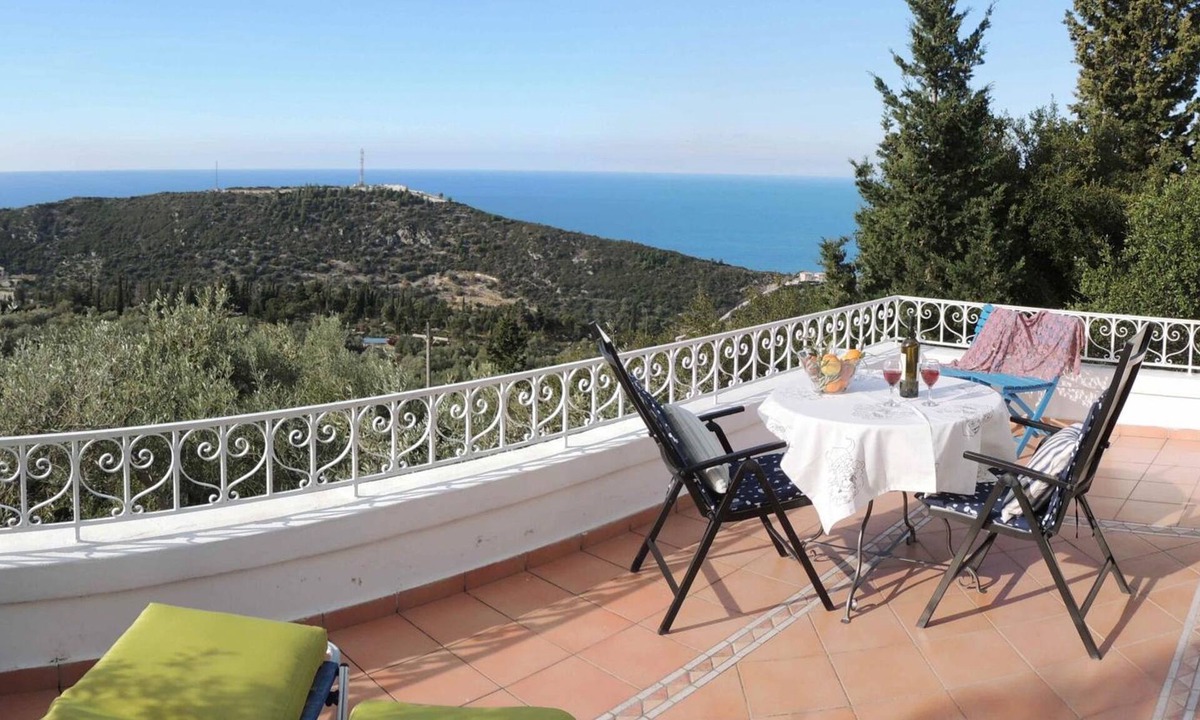 Agios Nikitas Villa | Villa Morea - Agios Nikitas Villas