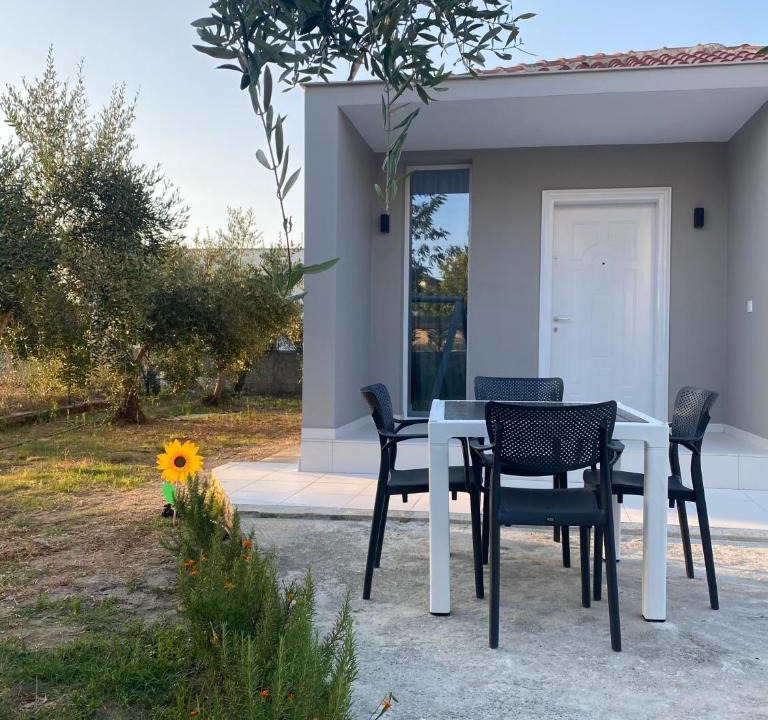 Qerek House | Villa Oliver