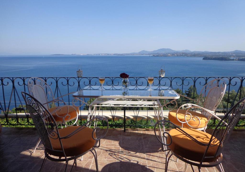 Pirgi Villa | Villa Pergola