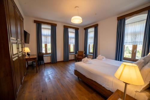 Permet Hotel | VILLA PERMET